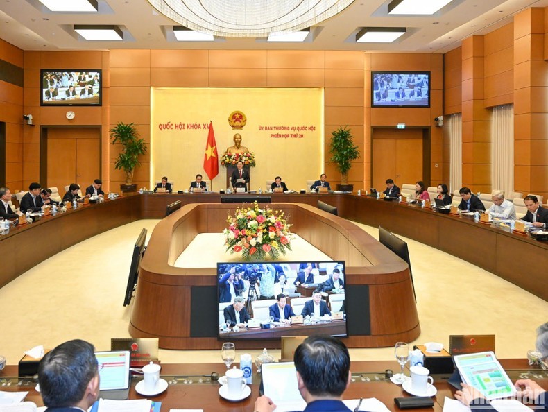 Chủ tịch Quốc hội Vương Đình Huệ ký ban hành 10 nghị quyết thành lập các đơn vị hành chính