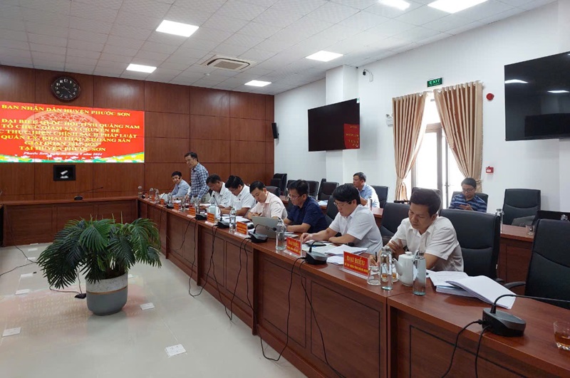 Đoàn ĐBQH tỉnh Quảng Nam giám sát việc thực hiện chính sách, pháp luật về quản lý, khai thác khoáng sản tại Phước Sơn