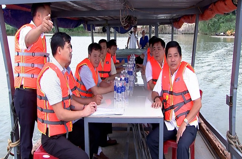 Đoàn ĐBQH Quảng Nam giám sát các mỏ khoáng sản dọc sông Thu Bồn