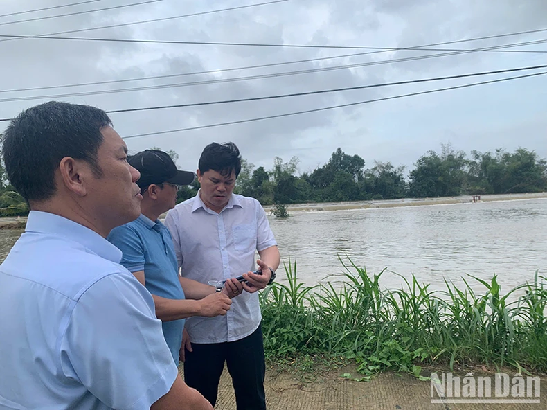 Nỗi lo sạt lở bờ biển, bờ sông ở Quảng Ngãi
