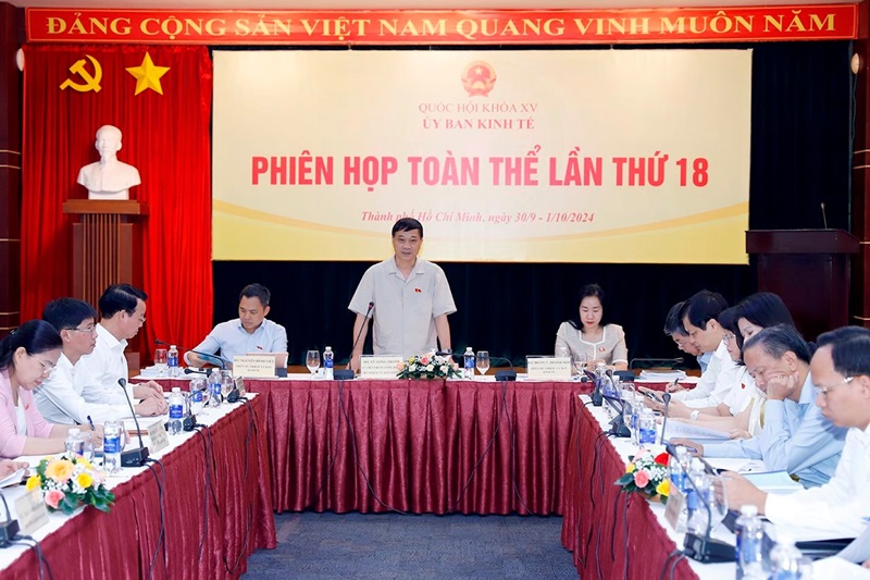 Ủy ban Kinh tế của Quốc hội thẩm tra xin chủ trương điều chỉnh quy hoạch sử dụng đất thời kỳ 2021-2030, tầm nhìn 2050