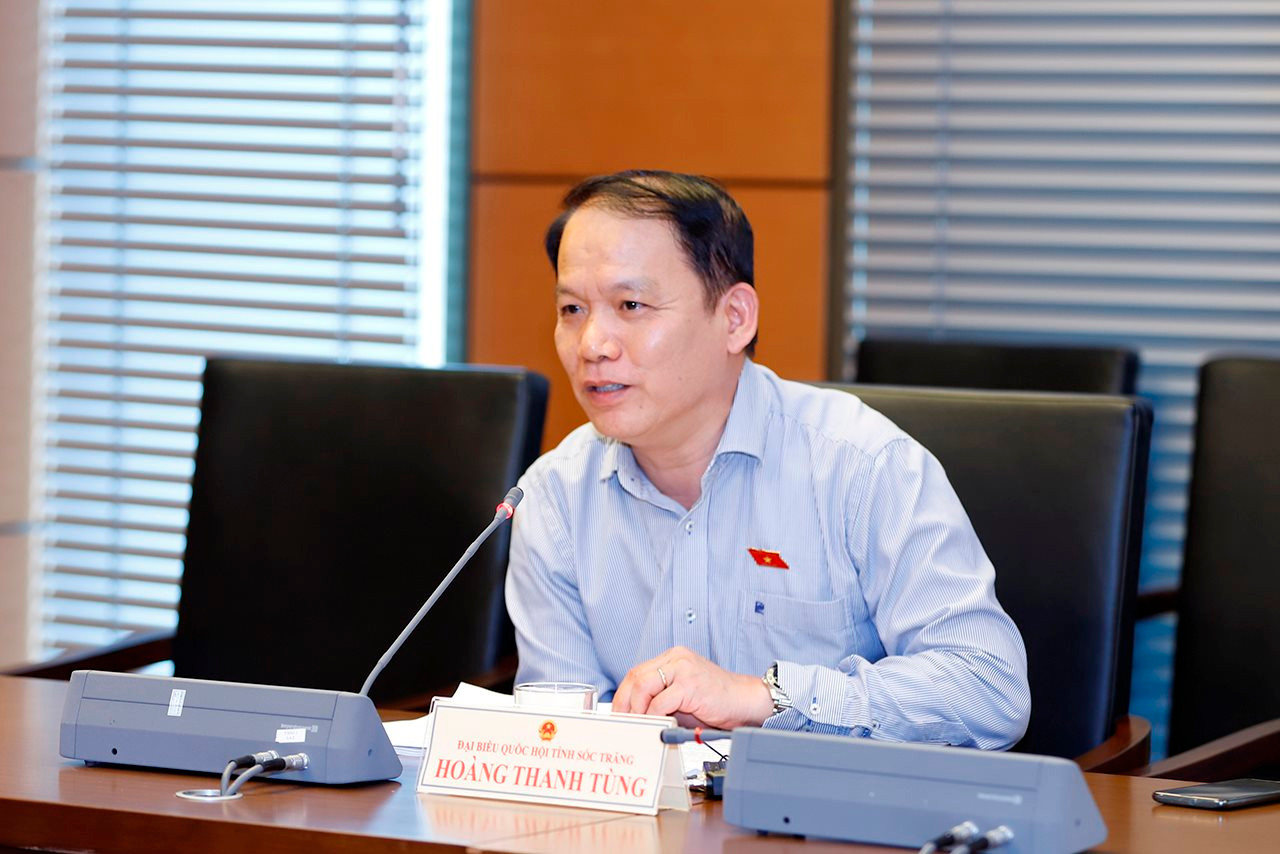 Quốc hội thảo luận Tổ về dự án Luật Địa chất và khoáng sản