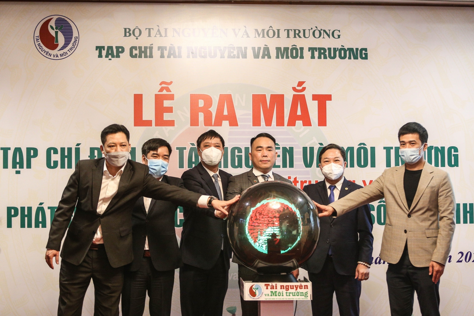 Hãy cùng nhau hành động vì môi trường