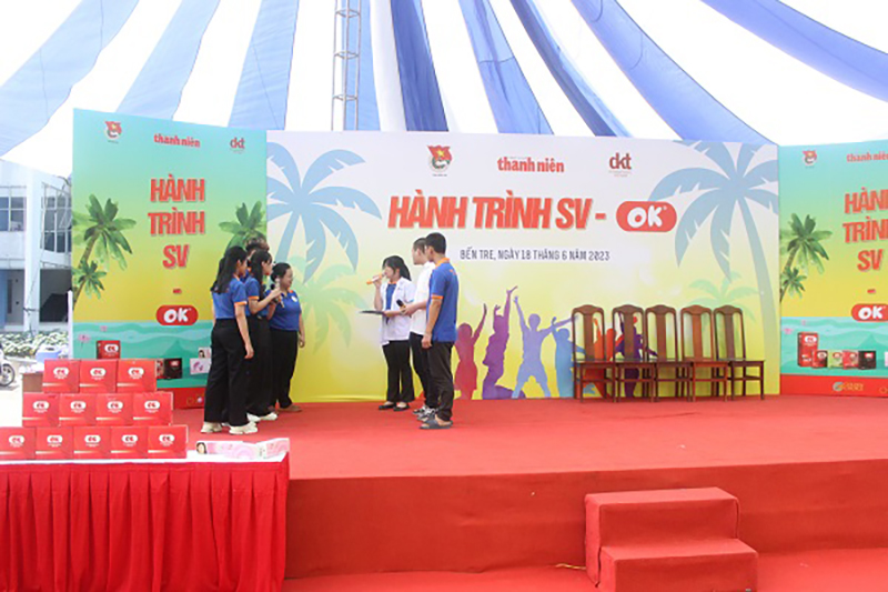 Sinh viên Bến Tre trải nghiệm: Hành trình SV - OK