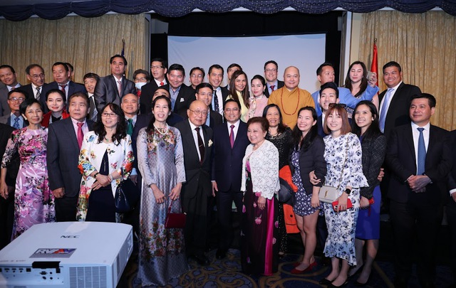 Thủ tướng gặp kiều bào tại Hoa Kỳ: 'Nước Việt Nam là một, dân tộc Việt Nam là một'