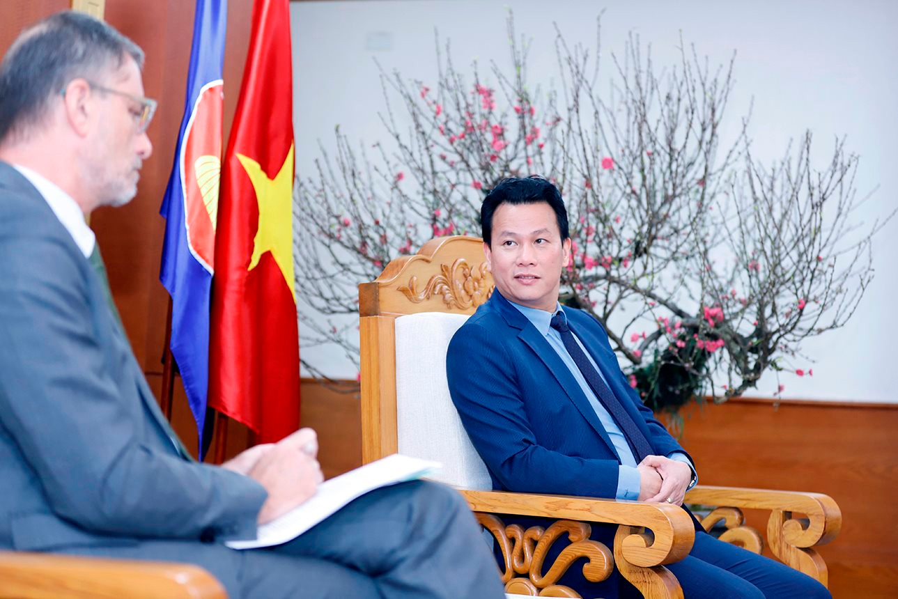Việt Nam - Pháp: Tăng cường hợp tác trong lĩnh vực Tài nguyên và Môi trường