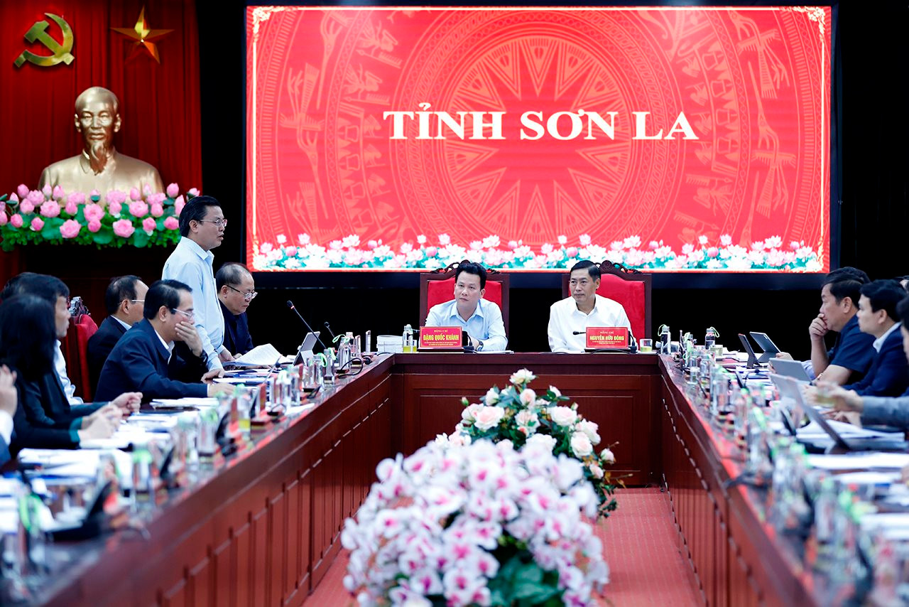 Bộ trưởng Đặng Quốc Khánh: Sơn La cần 5 “giữ” để làm tốt công tác quản lý nhà nước lĩnh vực tài nguyên và môi trường