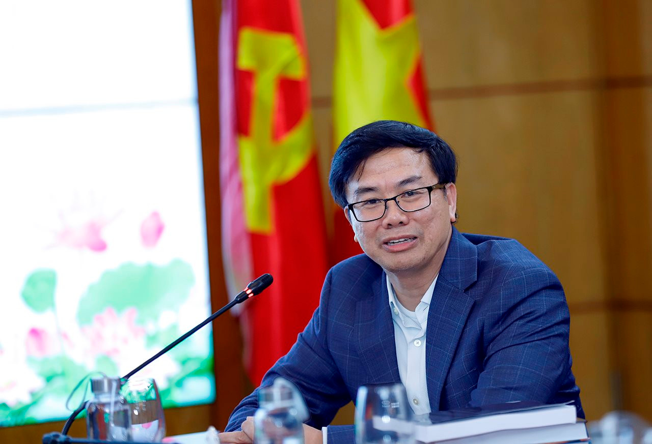 Các nhà khoa học quốc tế tham mưu về công tác bảo vệ môi trường