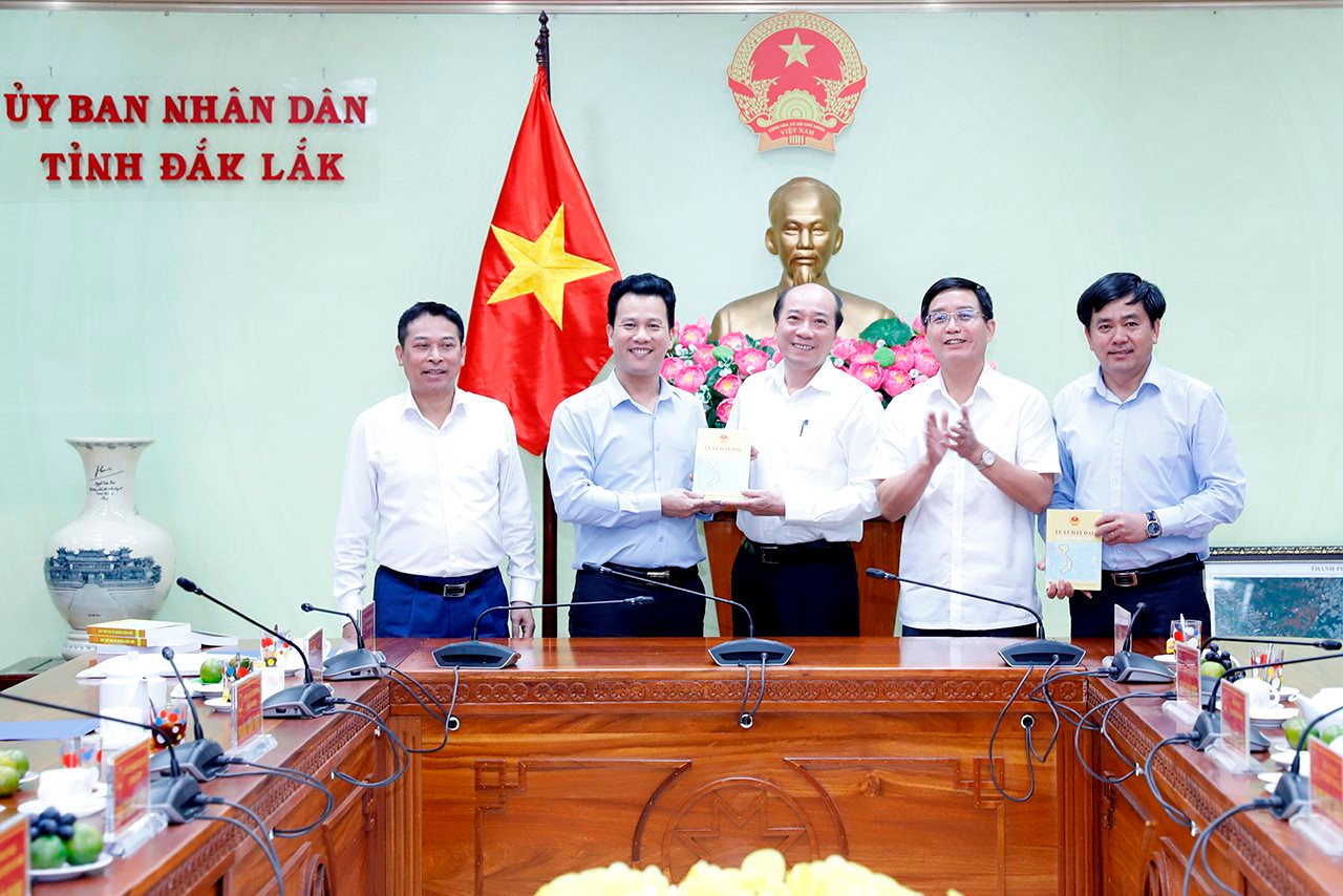 Đắk Lắk cần bảo vệ nguồn tài nguyên thiên nhiên, hướng đến phát triển xanh