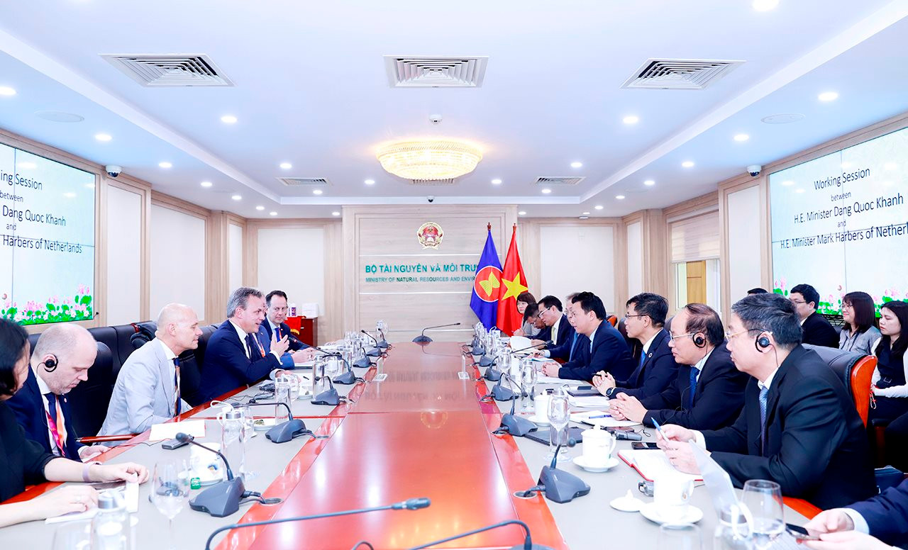 Việt Nam - Hà Lan: Hợp tác “tổng lực” tìm giải pháp cho vấn đề thích ứng biến đổi khí hậu và môi trường