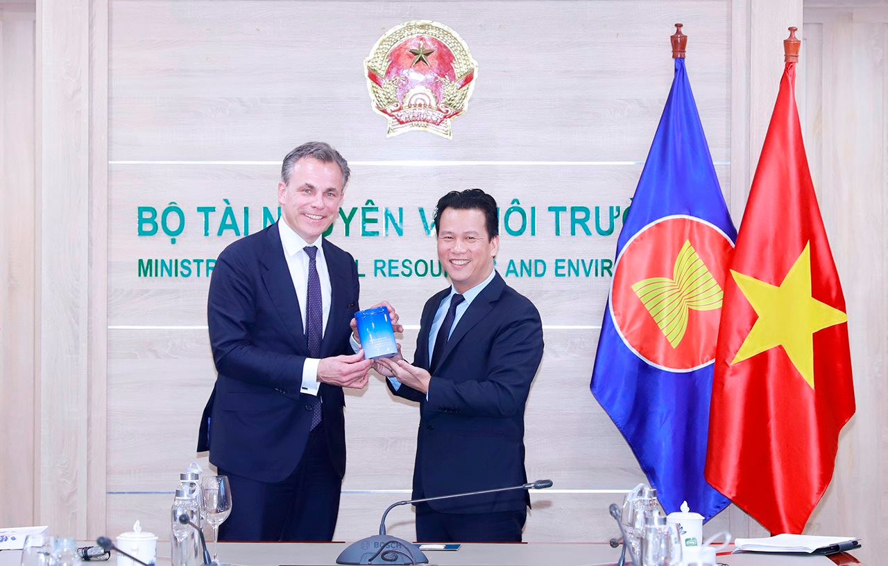 Việt Nam - Hà Lan: Hợp tác “tổng lực” tìm giải pháp cho vấn đề thích ứng biến đổi khí hậu và môi trường