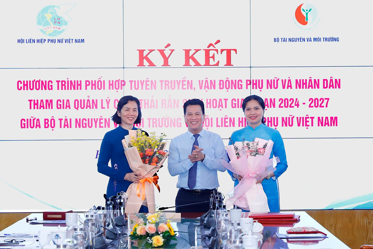 Phối hợp tuyên truyền, vận động phụ nữ và nhân dân tham gia quản lý chất thải rắn sinh hoạt giai đoạn 2024 - 2027