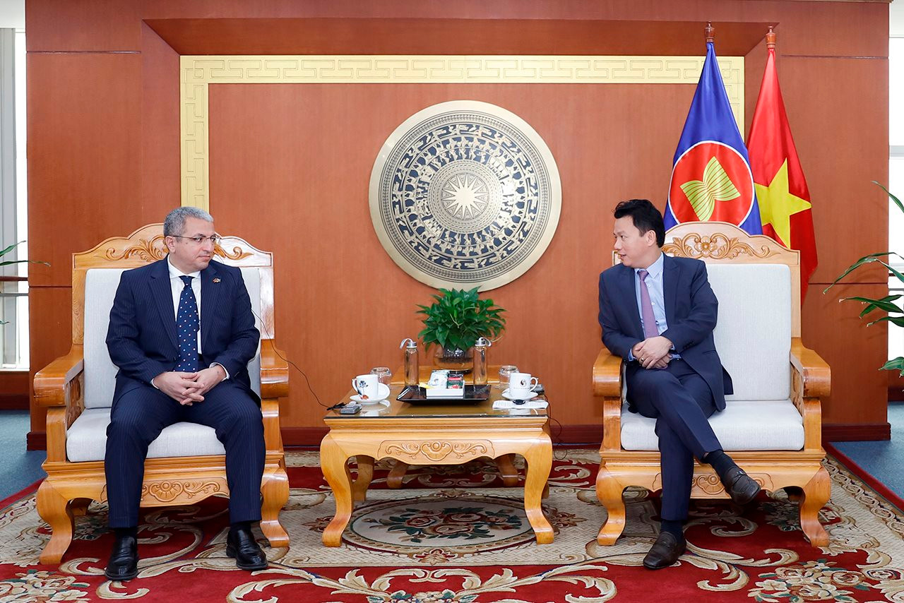 Việt Nam - Azerbaijan: Sẵn sàng chia sẻ, hợp tác trong lĩnh vực tài nguyên môi trường