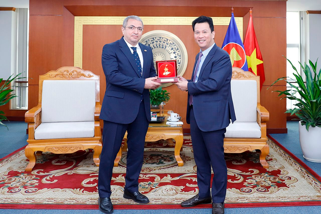 Việt Nam - Azerbaijan: Sẵn sàng chia sẻ, hợp tác trong lĩnh vực tài nguyên môi trường