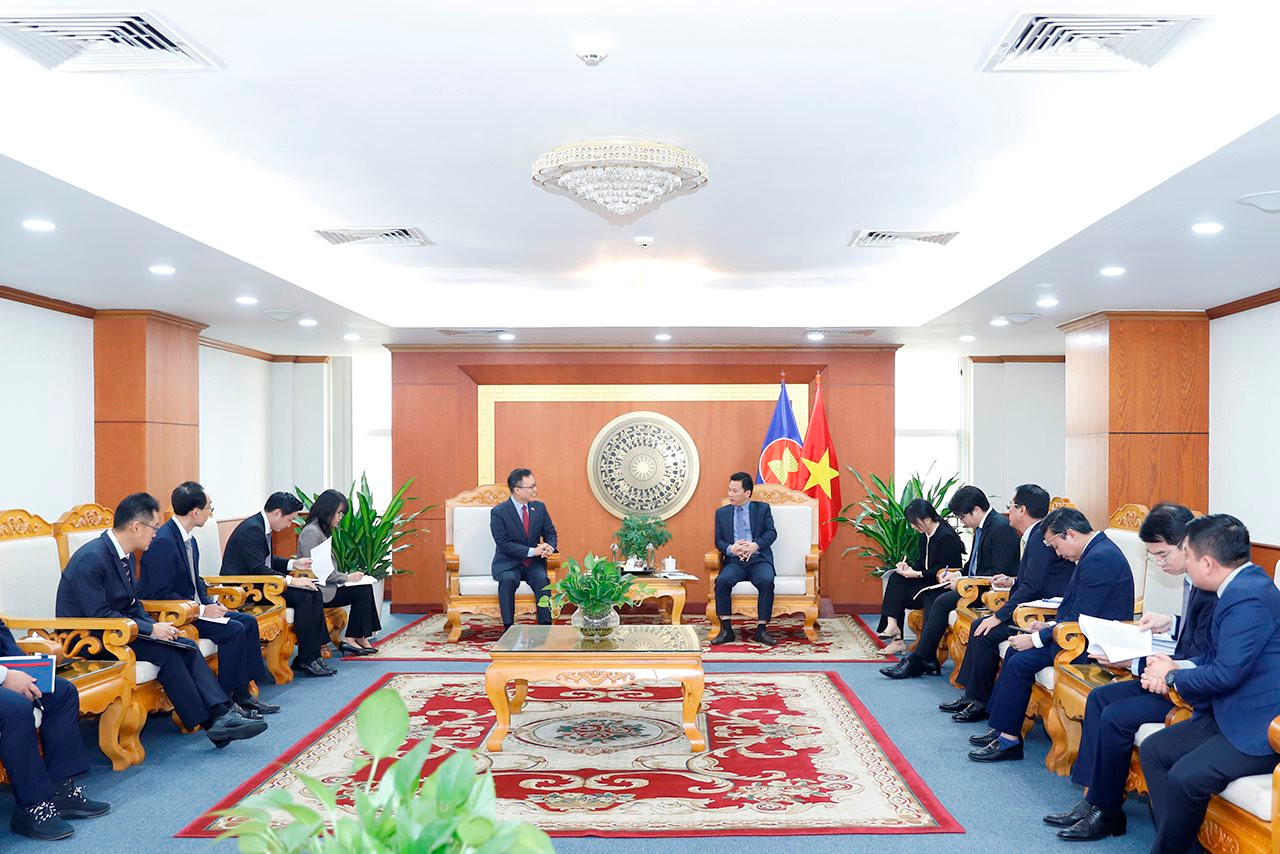 Bộ trưởng Đặng Quốc Khánh làm việc với Đại sứ Đặc mệnh toàn quyền Hàn Quốc tại Việt Nam