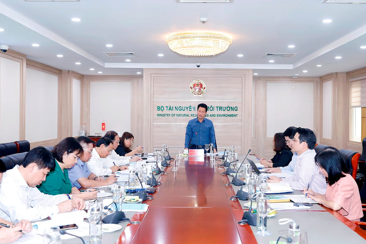 Ban Cán sự Đảng Bộ Tài nguyên và Môi trường cho ý kiến về các Nghị định hướng dẫn thi hành Luật Đất đai