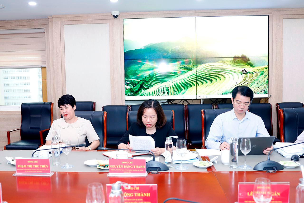 Ban Cán sự Đảng Bộ Tài nguyên và Môi trường cho ý kiến về các Nghị định hướng dẫn thi hành Luật Đất đai