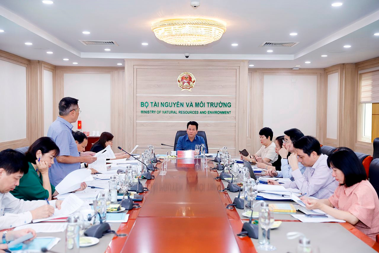Ban Cán sự Đảng Bộ Tài nguyên và Môi trường cho ý kiến về các Nghị định hướng dẫn thi hành Luật Đất đai