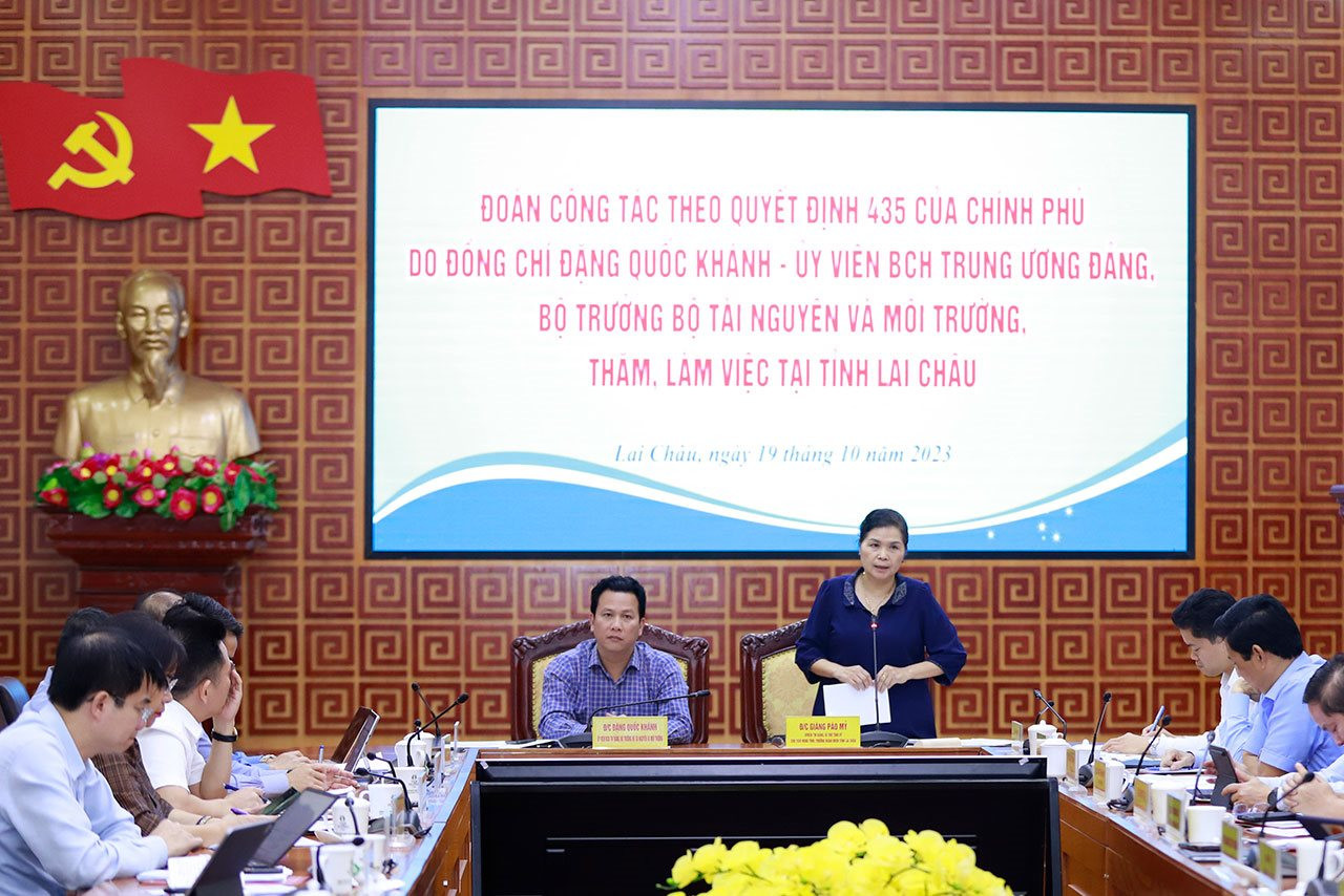 Bộ trưởng Bộ Tài nguyên và Môi trường Đặng Quốc Khánh làm việc tại tỉnh Lai Châu