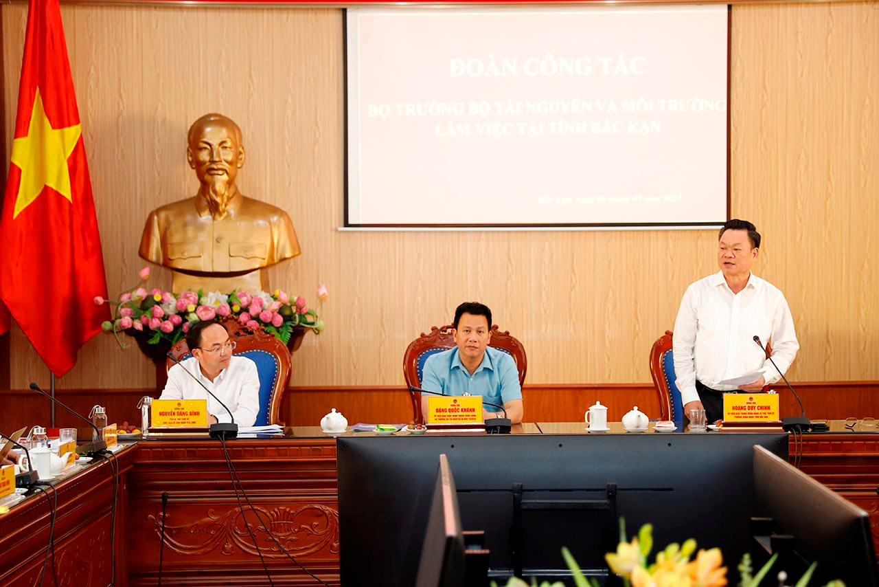 Bộ trưởng Đặng Quốc Khánh làm việc với Lãnh đạo tỉnh Bắc Kạn về công tác quản lý tài nguyên và môi trường