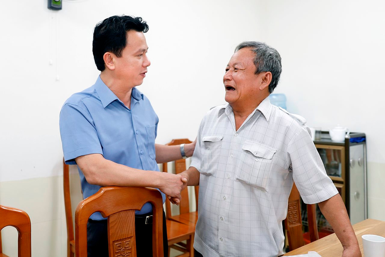 Bộ trưởng Bộ TN&MT Đặng Quốc Khánh tiếp công dân định kỳ tháng 8/2023