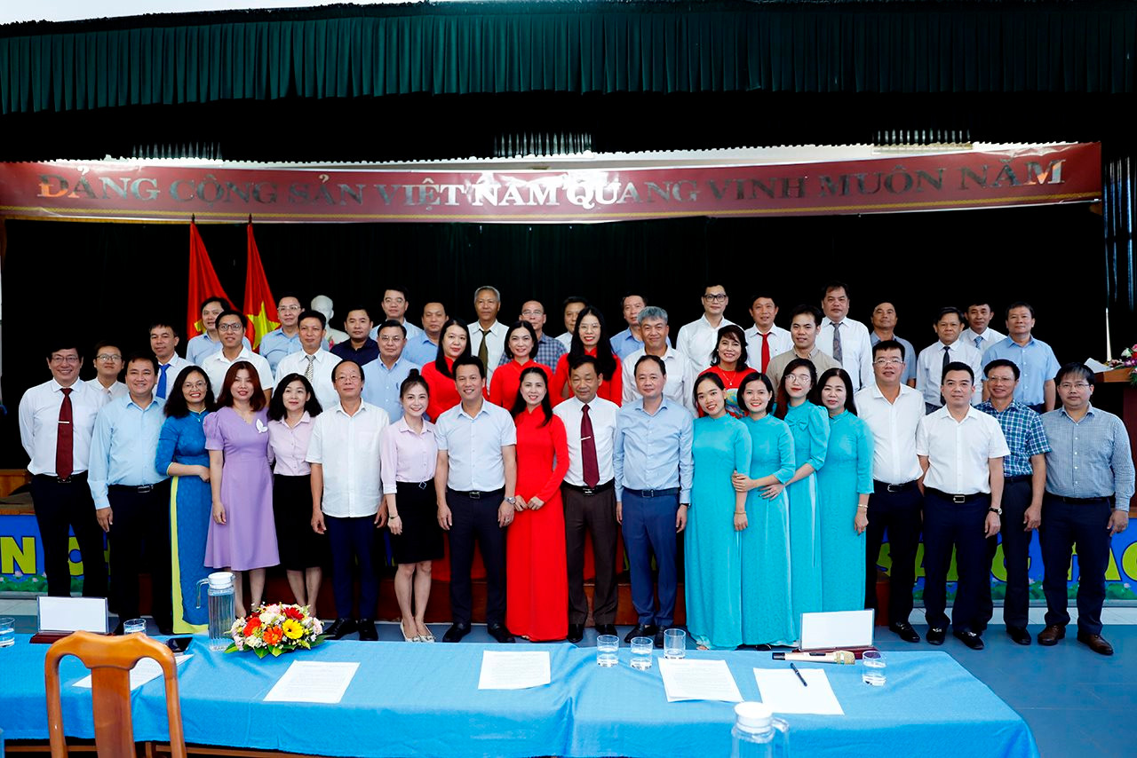 Bộ trưởng Đặng Quốc Khánh thăm, làm việc với Sở TN&MT Đà Nẵng và các cơ quan của Bộ TN&MT tại TP Đà Nẵng