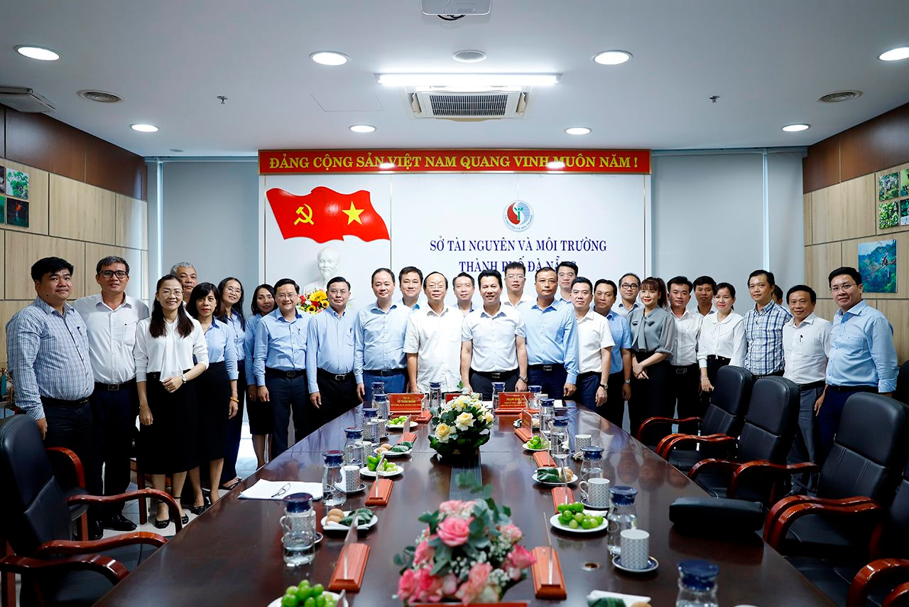Bộ trưởng Đặng Quốc Khánh thăm, làm việc với Sở TN&MT Đà Nẵng và các cơ quan của Bộ TN&MT tại TP Đà Nẵng