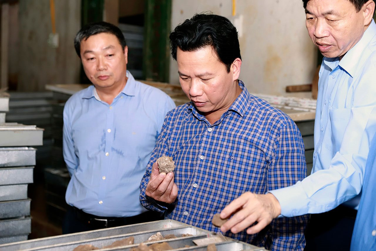 Bộ trưởng Bộ Tài nguyên và Môi trường Đặng Quốc Khánh làm việc tại tỉnh Lai Châu