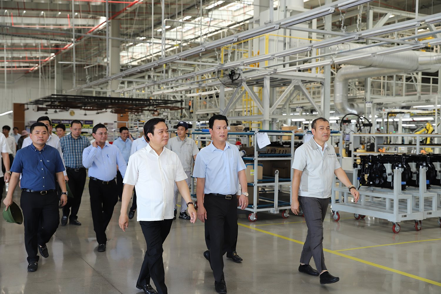 Bộ trưởng Đặng Quốc Khánh làm việc với Lãnh đạo tỉnh Ninh Bình về công tác quản lý tài nguyên và môi trường