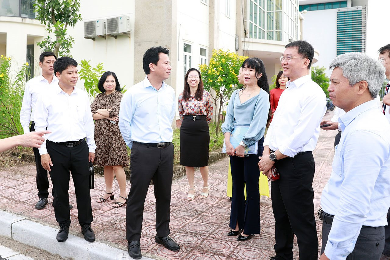 Bộ trưởng Đặng Quốc Khánh trao Quyết định bổ nhiệm Cục trưởng Cục Viễn thám quốc gia