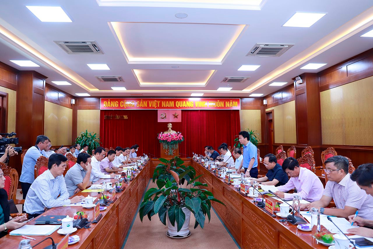 Vĩnh Long cam kết cung cấp nguồn vật liệu san lấp phục vụ thi công các dự án giao thông trọng điểm