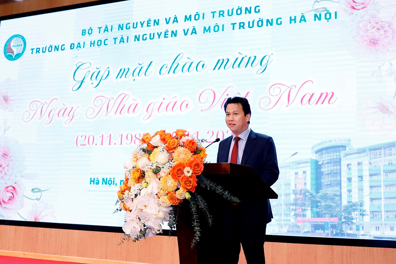 Bộ trưởng Đặng Quốc Khánh thăm, làm việc với Trường Đại học Tài nguyên và Môi trường Hà Nội