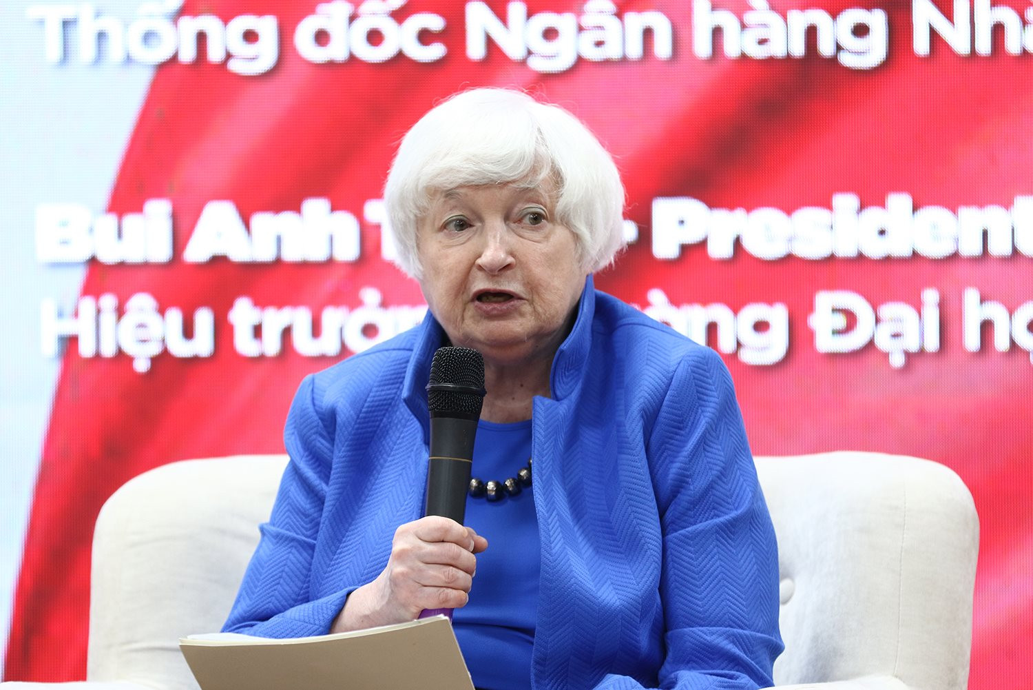 Bộ trưởng Đặng Quốc Khánh dự Tọa đàm triển vọng Kinh tế và tài chính khí hậu