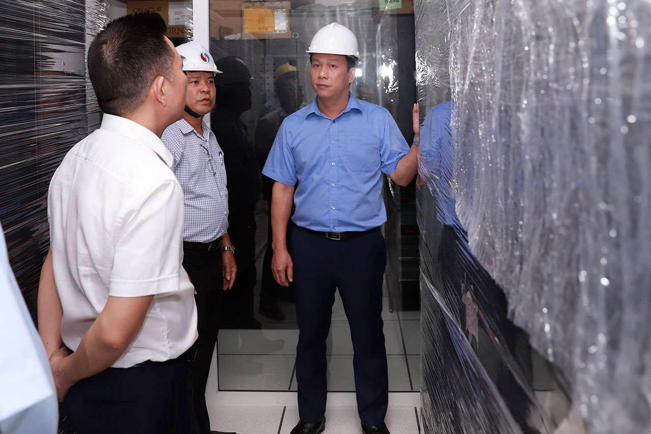 Bộ trưởng Bộ TN&MT Đặng Quốc Khánh kiểm tra dự án Trung tâm dữ liệu vùng đồng ĐBSCL tích hợp dữ liệu TN&MT