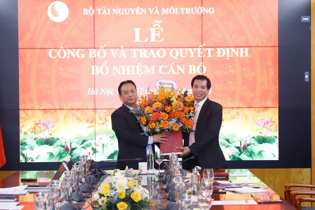 Bộ trưởng Đặng Quốc Khánh trao Quyết định bổ nhiệm Quyền Vụ trưởng Vụ Tổ chức cán bộ, Bộ TN&MT