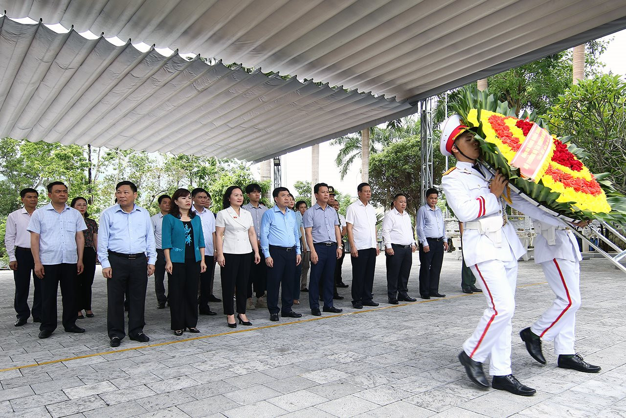 Bộ trưởng Đặng Quốc Khánh cùng Đoàn ĐBQH tỉnh Hà Giang tiếp xúc cử tri sau Kỳ họp thứ Năm, Quốc hội khoá XV