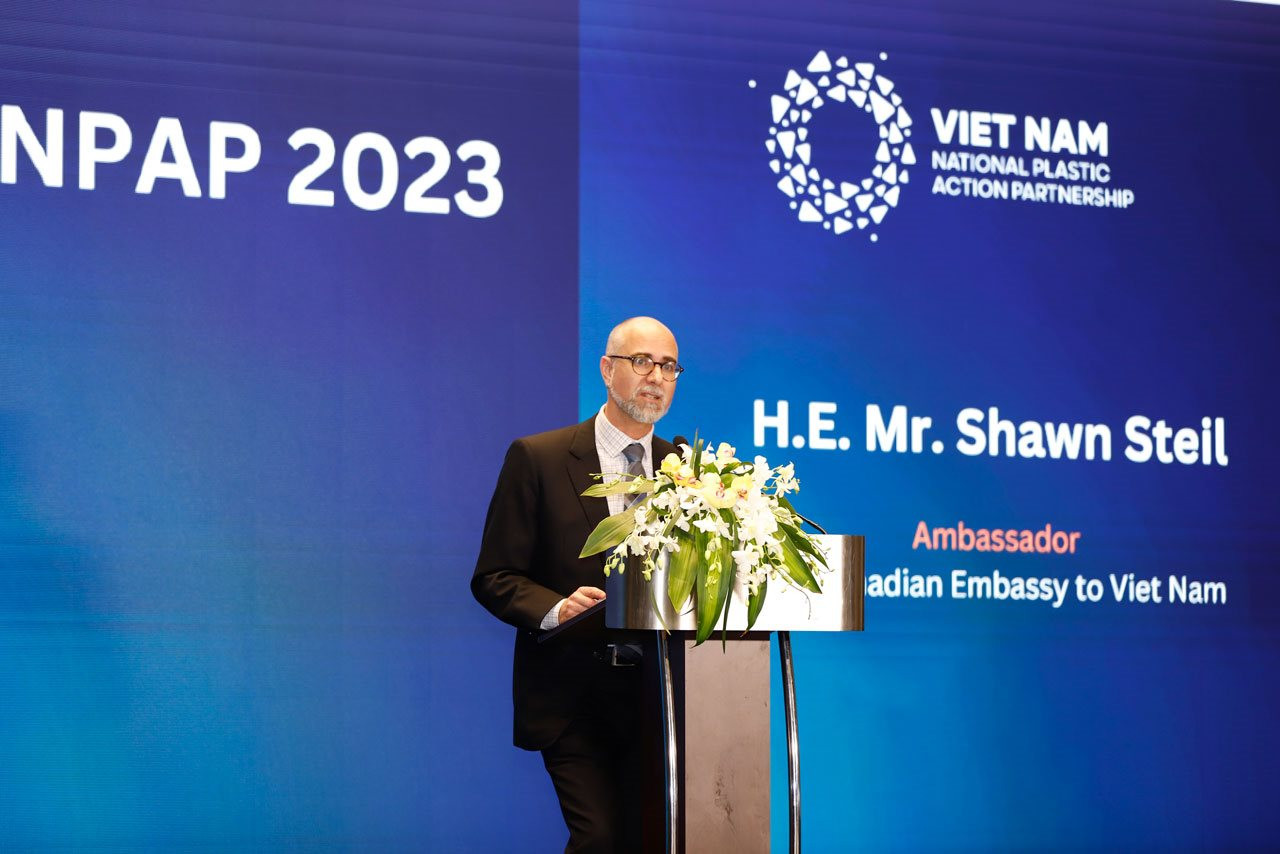 Tạo động lực giảm thiểu ô nhiễm nhựa tại Việt Nam vào năm 2025
