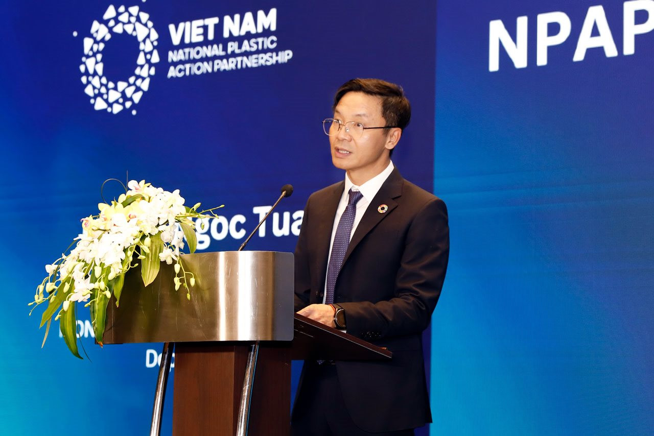 Tạo động lực giảm thiểu ô nhiễm nhựa tại Việt Nam vào năm 2025