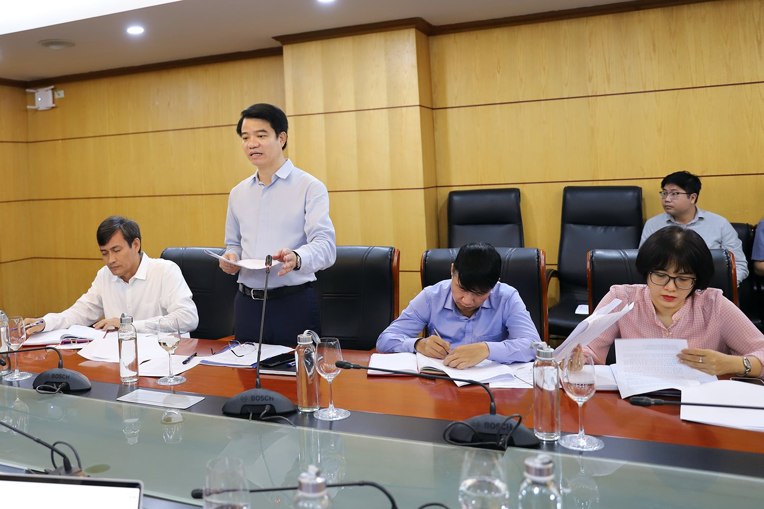 Bộ trưởng Đặng Quốc Khánh làm việc với các cơ quan Bộ Tài nguyên và Môi trường