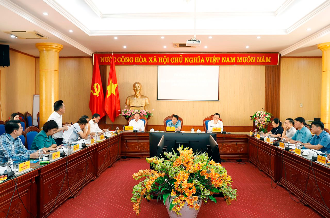 Bộ trưởng Đặng Quốc Khánh làm việc với Lãnh đạo tỉnh Bắc Kạn về công tác quản lý tài nguyên và môi trường