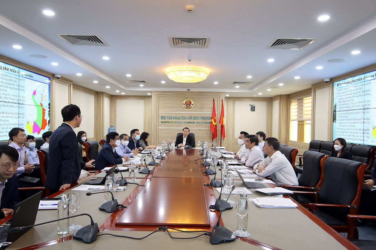 Xây dựng mục tiêu đến năm 2045, Việt Nam trở thành quốc gia giàu mạnh từ biển