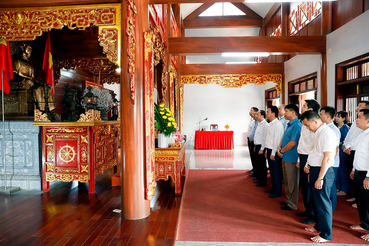 Bộ trưởng Đặng Quốc Khánh dự Lễ Kỷ niệm 20 năm thành lập Sở TN&MT tỉnh Bắc Kạn