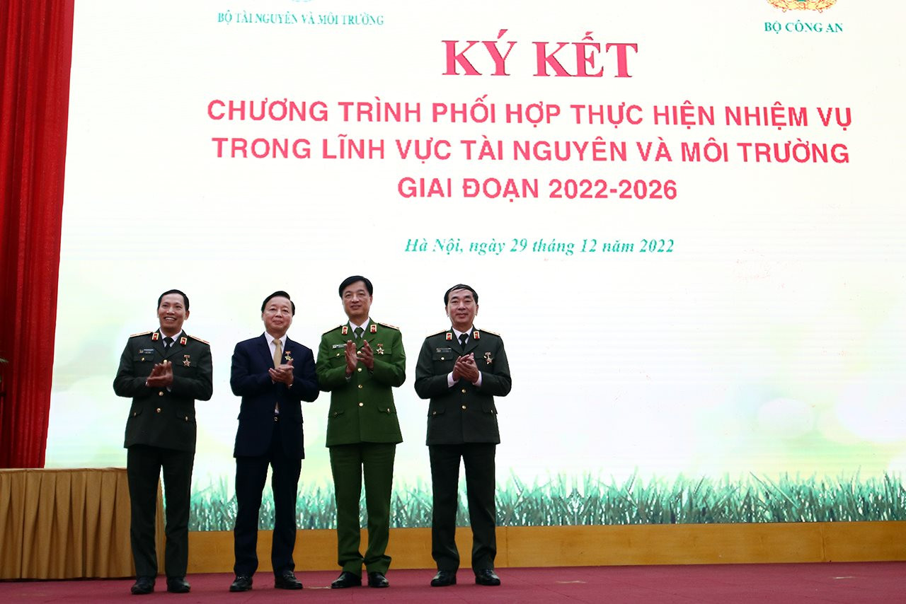 Kết nối liên thông Cơ sở dữ liệu quốc gia về đất đai và dân cư