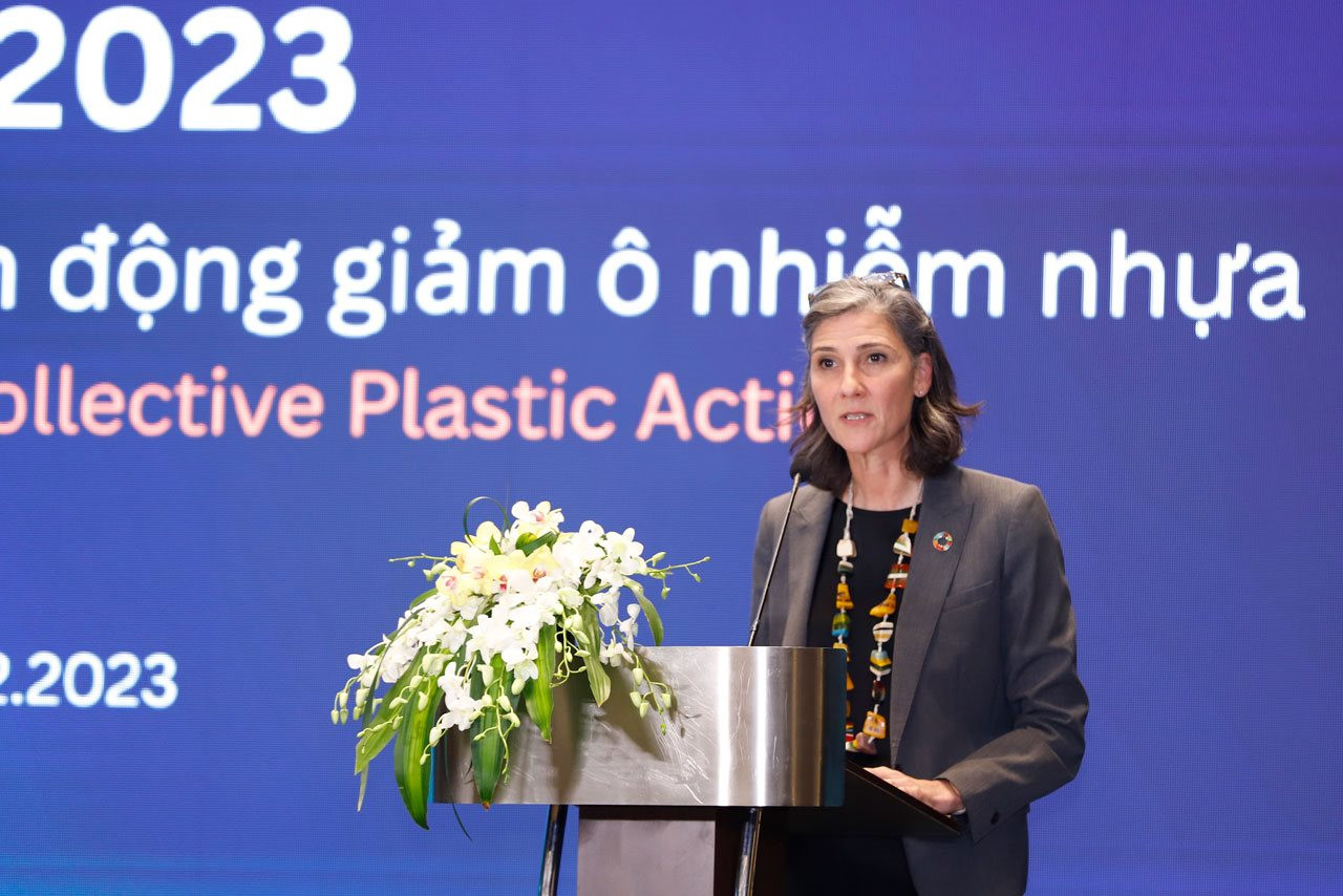 Tạo động lực giảm thiểu ô nhiễm nhựa tại Việt Nam vào năm 2025