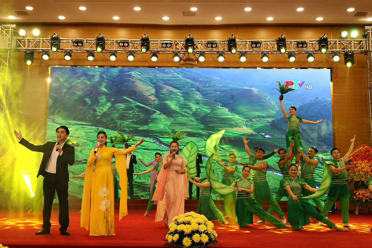 Bộ trưởng Đặng Quốc Khánh dự Lễ kỷ niệm 20 năm thành lập  Sở TN&MT tỉnh Phú Thọ