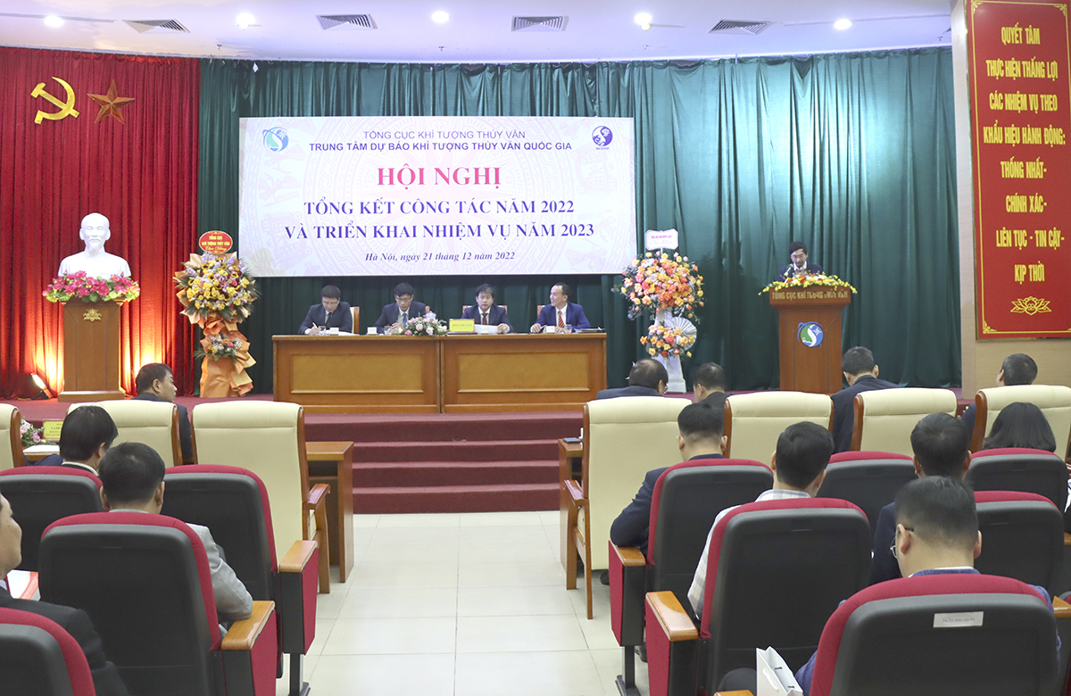 Kiên trì, kiên định tiếp tục phát triển đúng hướng, triển khai đổi mới công tác dự báo KTTV