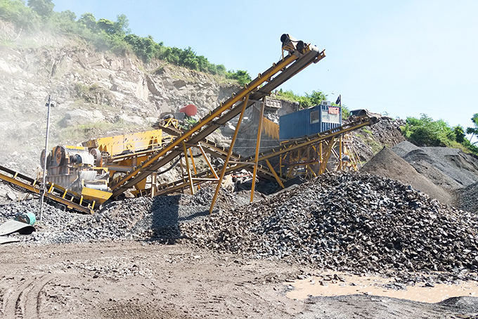 Có chủ trương nhưng chậm hướng dẫn: DN khó khăn vẫn bị thúc đòi tiền