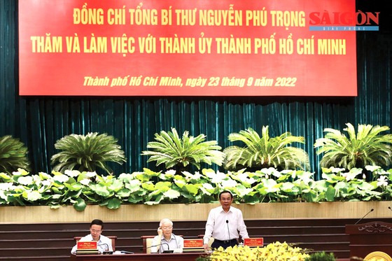 Tổng Bí thư Nguyễn Phú Trọng thăm và làm việc với Thành ủy TPHCM