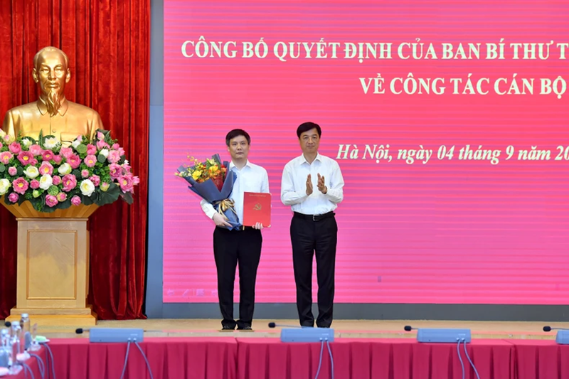 Công bố các quyết định bổ nhiệm chức vụ Trợ lý Tổng Bí thư