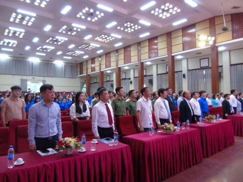 Trao giải cuộc thi viết 'Vượt lên số phận' lần VI và kỷ niệm 61 năm thành lập Tạp chí Thanh niên